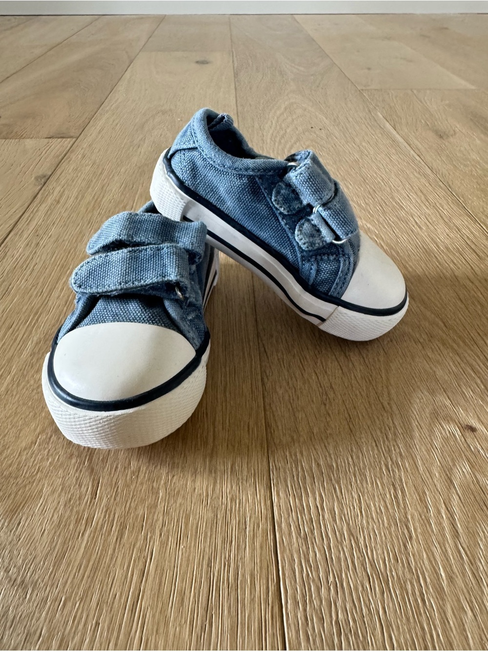 Infant Denim Blue Canvas Sneakers (6-12 months)